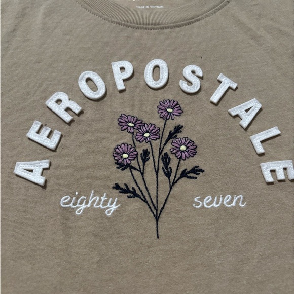 Aeropostale tan classic crew Graphic T-Shirt floral size small comfy light - Picture 5 of 6